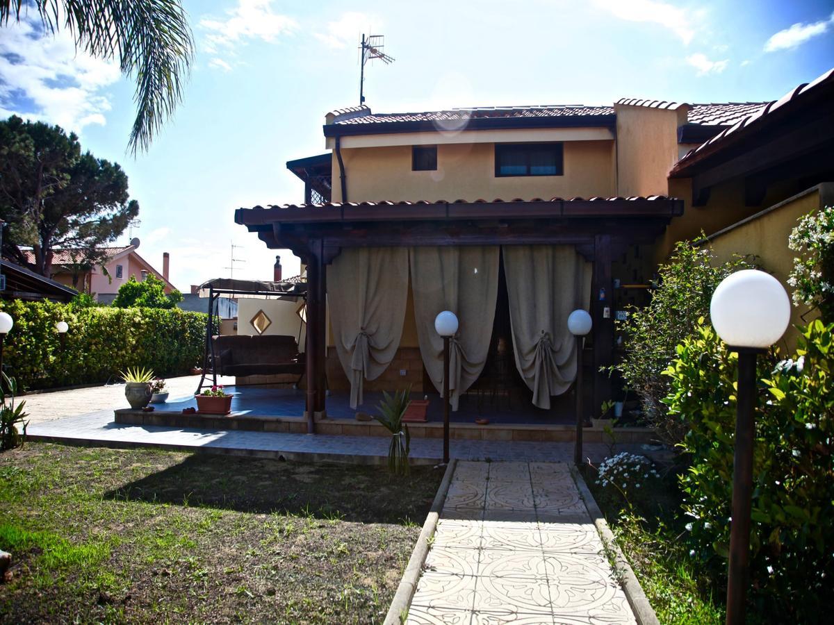 Acasaammari Apartment Campofelice Di Roccella Luaran gambar