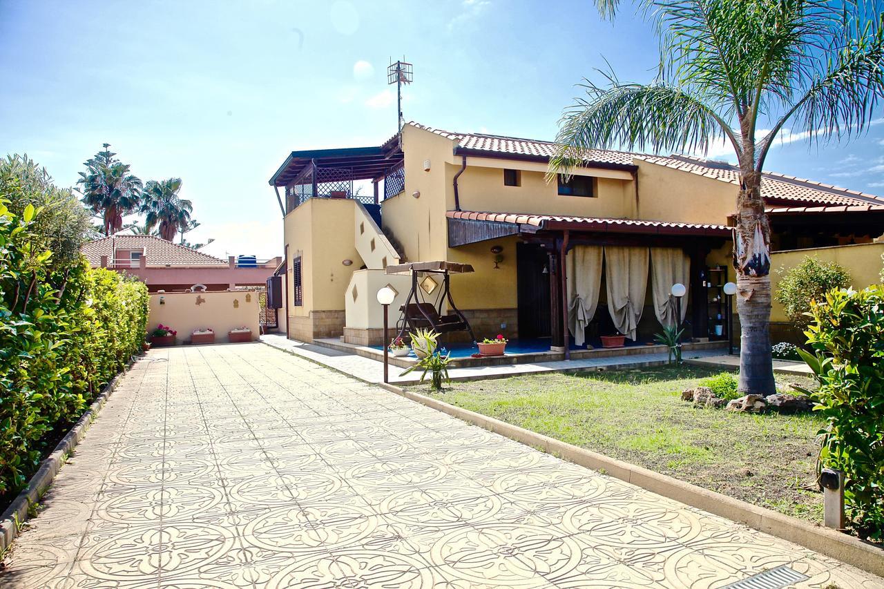 Acasaammari Apartment Campofelice Di Roccella Luaran gambar